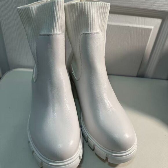 Women's Chelsea Ankle Boots Booties (White) - Picture 6 of 8